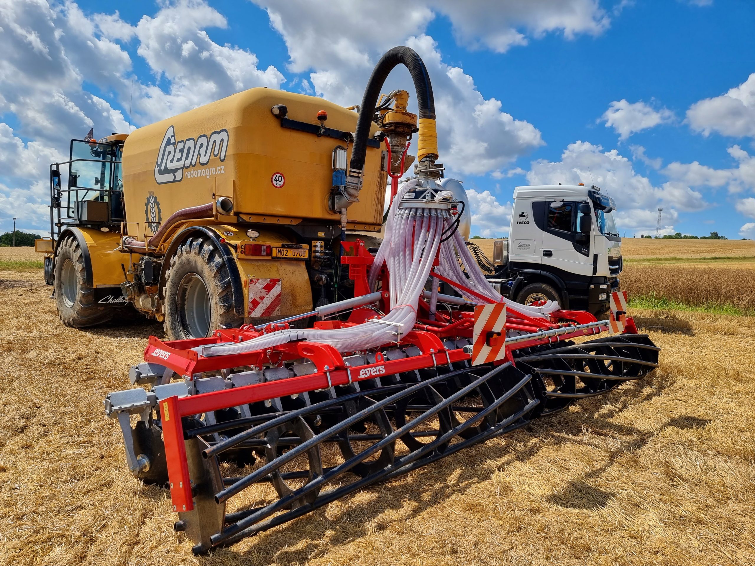 Challenger Terra Gator 845 CVT + Evers Agro Toric (6,16 m)